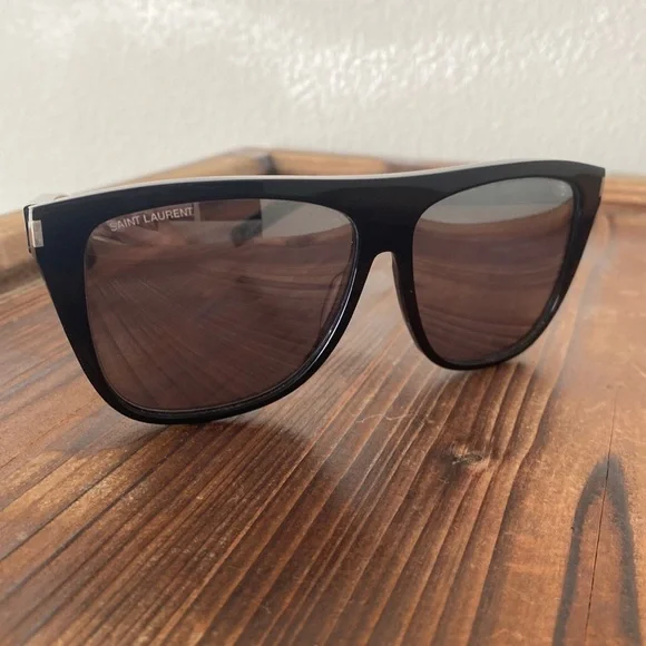 Saint Laurent SL1 001 59_13-140.